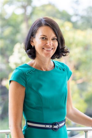 Dr. Fiona Meyers
